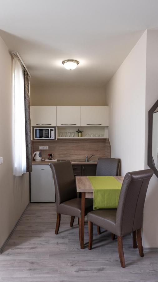 Fonix Apartman Ленти Экстерьер фото