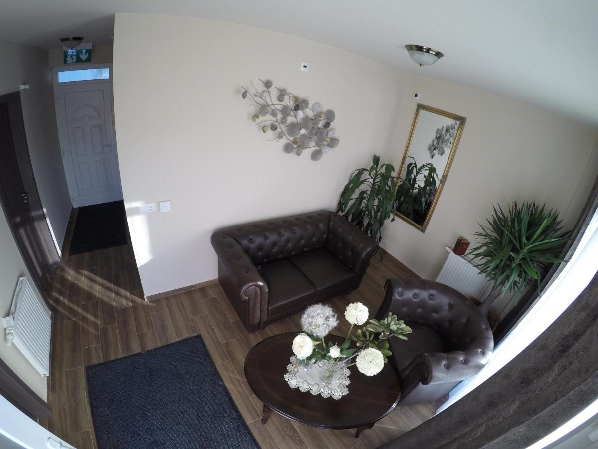 Fonix Apartman Ленти Экстерьер фото