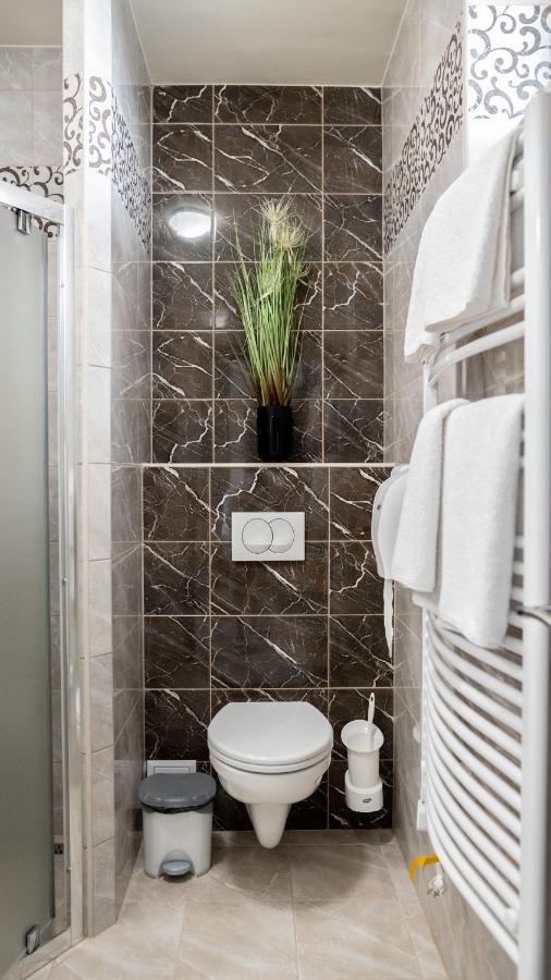 Fonix Apartman Ленти Экстерьер фото